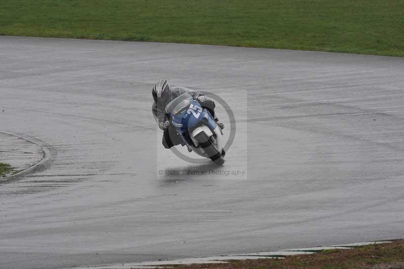 Motorcycle action photographs;anglesey circuit;anglesey trackday photographs;event digital images;eventdigitalimages;no limits trackday;oulton park circuit cheshire;peter wileman photography;trackday;trackday digital images;trackday photos;ty croes circuit wales