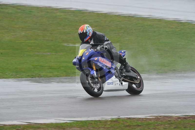 Motorcycle action photographs;anglesey circuit;anglesey trackday photographs;event digital images;eventdigitalimages;no limits trackday;oulton park circuit cheshire;peter wileman photography;trackday;trackday digital images;trackday photos;ty croes circuit wales