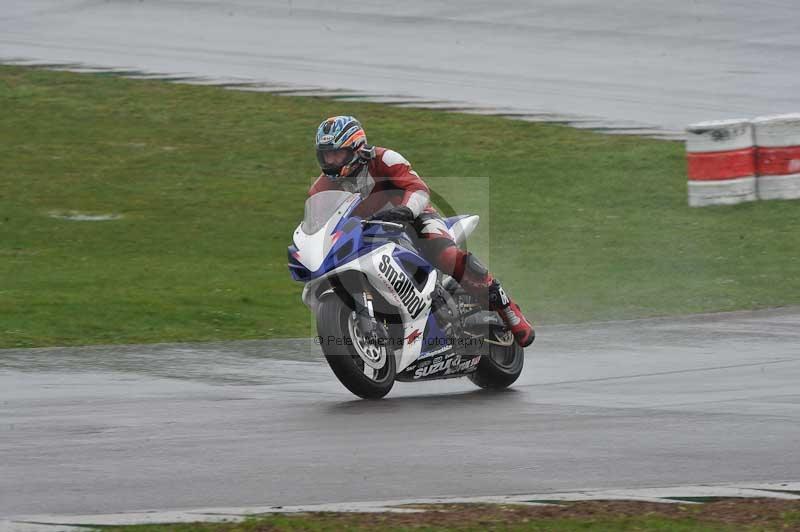 Motorcycle action photographs;anglesey circuit;anglesey trackday photographs;event digital images;eventdigitalimages;no limits trackday;oulton park circuit cheshire;peter wileman photography;trackday;trackday digital images;trackday photos;ty croes circuit wales