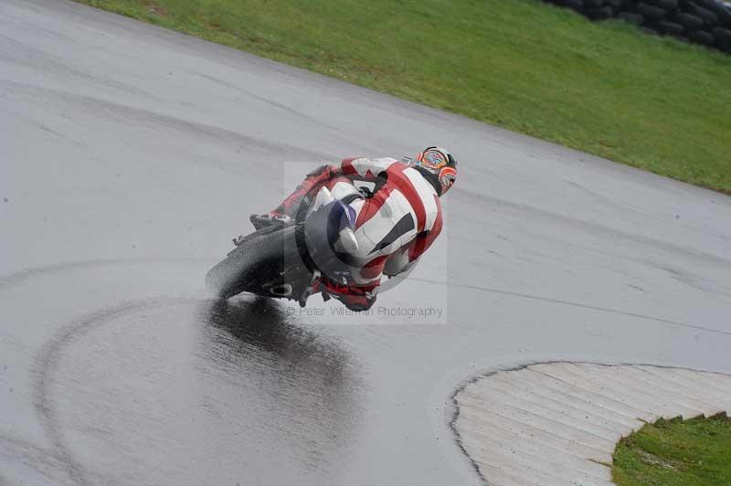 Motorcycle action photographs;anglesey circuit;anglesey trackday photographs;event digital images;eventdigitalimages;no limits trackday;oulton park circuit cheshire;peter wileman photography;trackday;trackday digital images;trackday photos;ty croes circuit wales