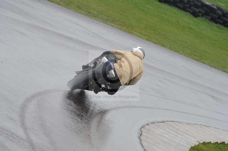 Motorcycle action photographs;anglesey circuit;anglesey trackday photographs;event digital images;eventdigitalimages;no limits trackday;oulton park circuit cheshire;peter wileman photography;trackday;trackday digital images;trackday photos;ty croes circuit wales