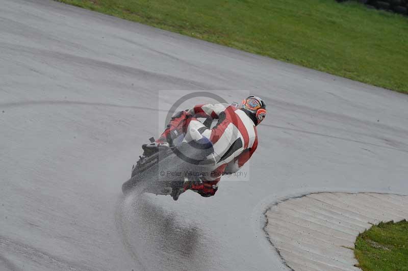 Motorcycle action photographs;anglesey circuit;anglesey trackday photographs;event digital images;eventdigitalimages;no limits trackday;oulton park circuit cheshire;peter wileman photography;trackday;trackday digital images;trackday photos;ty croes circuit wales