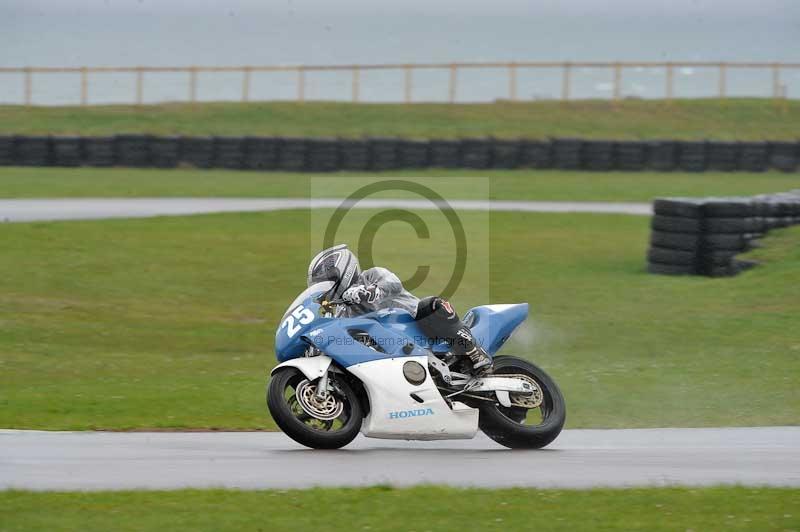 Motorcycle action photographs;anglesey circuit;anglesey trackday photographs;event digital images;eventdigitalimages;no limits trackday;oulton park circuit cheshire;peter wileman photography;trackday;trackday digital images;trackday photos;ty croes circuit wales