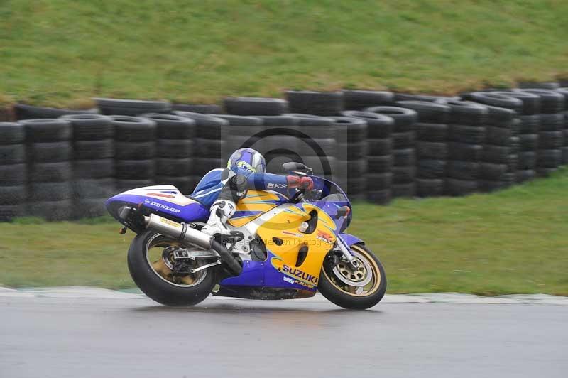 Motorcycle action photographs;anglesey circuit;anglesey trackday photographs;event digital images;eventdigitalimages;no limits trackday;oulton park circuit cheshire;peter wileman photography;trackday;trackday digital images;trackday photos;ty croes circuit wales