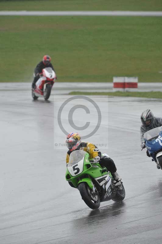 Motorcycle action photographs;anglesey circuit;anglesey trackday photographs;event digital images;eventdigitalimages;no limits trackday;oulton park circuit cheshire;peter wileman photography;trackday;trackday digital images;trackday photos;ty croes circuit wales