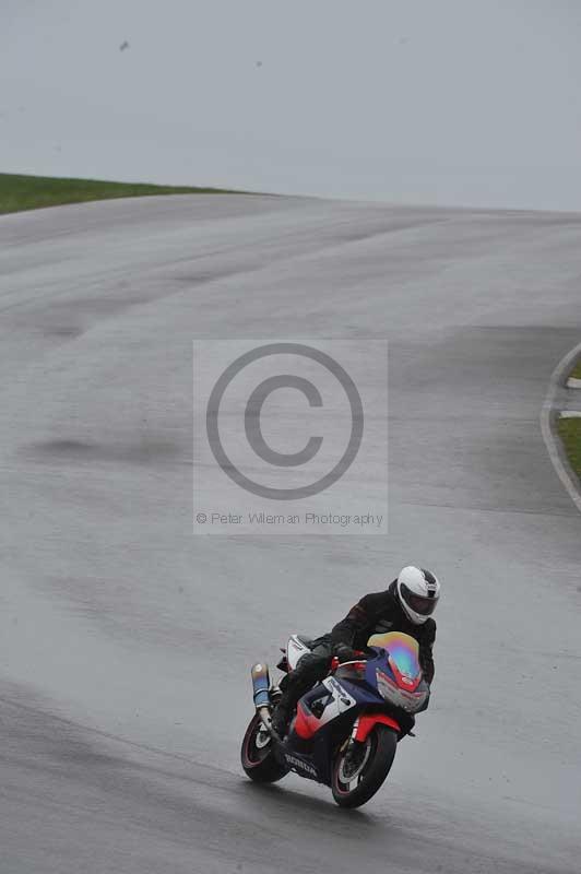 Motorcycle action photographs;anglesey circuit;anglesey trackday photographs;event digital images;eventdigitalimages;no limits trackday;oulton park circuit cheshire;peter wileman photography;trackday;trackday digital images;trackday photos;ty croes circuit wales