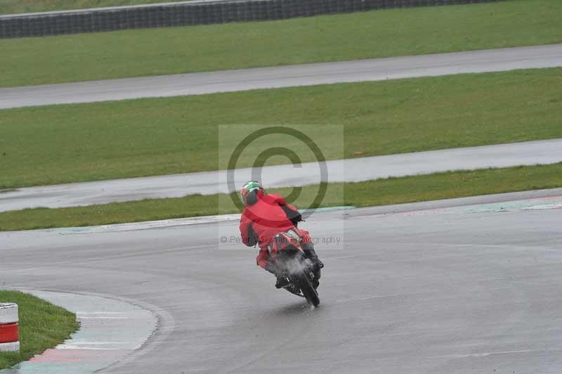 Motorcycle action photographs;anglesey circuit;anglesey trackday photographs;event digital images;eventdigitalimages;no limits trackday;oulton park circuit cheshire;peter wileman photography;trackday;trackday digital images;trackday photos;ty croes circuit wales