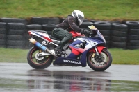 Motorcycle-action-photographs;anglesey-circuit;anglesey-trackday-photographs;event-digital-images;eventdigitalimages;no-limits-trackday;oulton-park-circuit-cheshire;peter-wileman-photography;trackday;trackday-digital-images;trackday-photos;ty-croes-circuit-wales