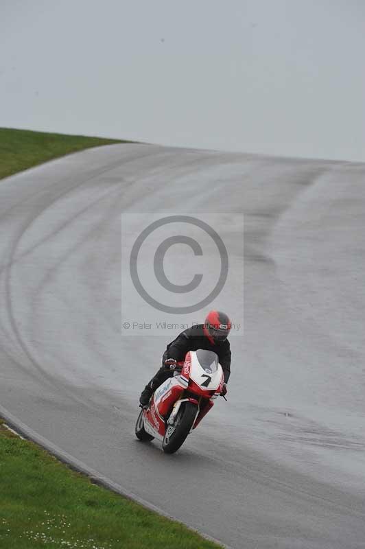 Motorcycle action photographs;anglesey circuit;anglesey trackday photographs;event digital images;eventdigitalimages;no limits trackday;oulton park circuit cheshire;peter wileman photography;trackday;trackday digital images;trackday photos;ty croes circuit wales