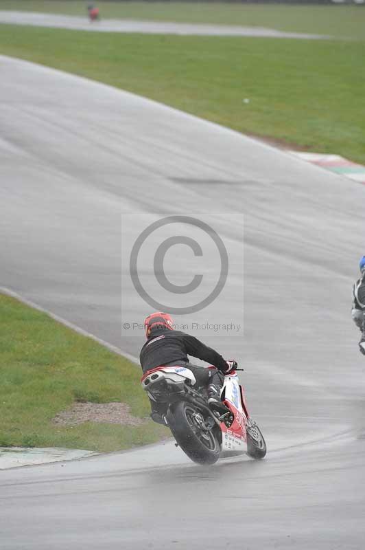 Motorcycle action photographs;anglesey circuit;anglesey trackday photographs;event digital images;eventdigitalimages;no limits trackday;oulton park circuit cheshire;peter wileman photography;trackday;trackday digital images;trackday photos;ty croes circuit wales