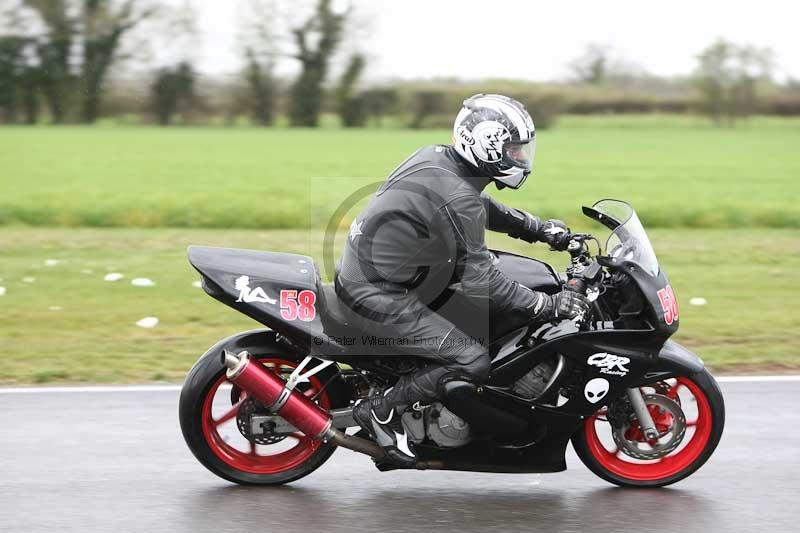 Motorcycle action photographs;Trackday digital images;event digital images;eventdigitalimages;no limits trackday;peter wileman photography;snetterton;snetterton circuit norfolk;snetterton photographs;trackday;trackday photos