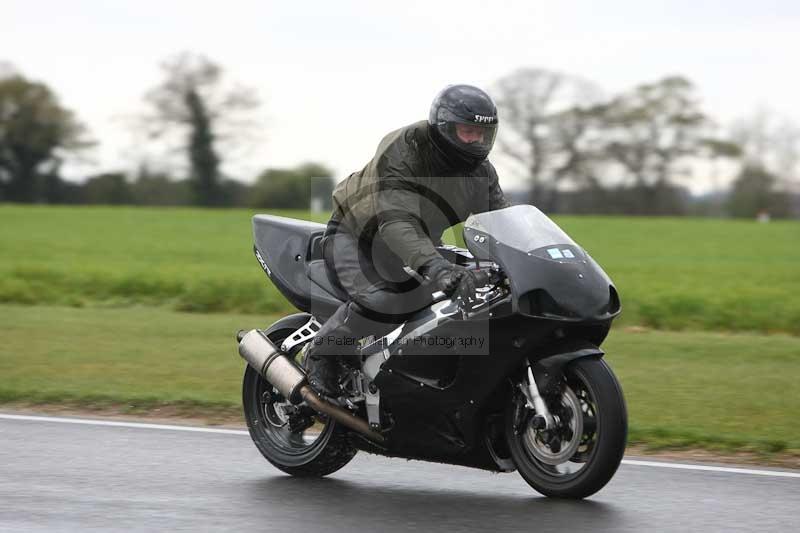 Motorcycle action photographs;Trackday digital images;event digital images;eventdigitalimages;no limits trackday;peter wileman photography;snetterton;snetterton circuit norfolk;snetterton photographs;trackday;trackday photos