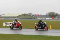 Motorcycle-action-photographs;Trackday-digital-images;event-digital-images;eventdigitalimages;no-limits-trackday;peter-wileman-photography;snetterton;snetterton-circuit-norfolk;snetterton-photographs;trackday;trackday-photos