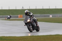Motorcycle-action-photographs;Trackday-digital-images;event-digital-images;eventdigitalimages;no-limits-trackday;peter-wileman-photography;snetterton;snetterton-circuit-norfolk;snetterton-photographs;trackday;trackday-photos