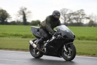 Motorcycle-action-photographs;Trackday-digital-images;event-digital-images;eventdigitalimages;no-limits-trackday;peter-wileman-photography;snetterton;snetterton-circuit-norfolk;snetterton-photographs;trackday;trackday-photos
