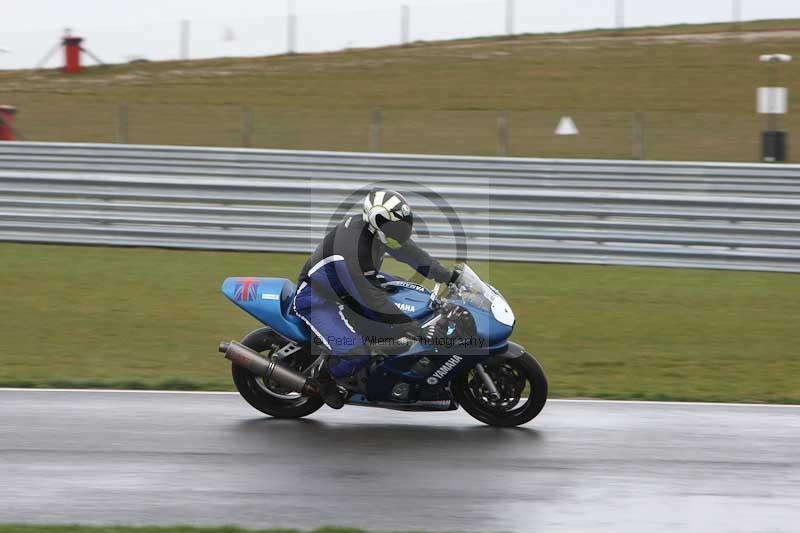 Motorcycle action photographs;Trackday digital images;event digital images;eventdigitalimages;no limits trackday;peter wileman photography;snetterton;snetterton circuit norfolk;snetterton photographs;trackday;trackday photos