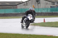 Motorcycle-action-photographs;Trackday-digital-images;event-digital-images;eventdigitalimages;no-limits-trackday;peter-wileman-photography;snetterton;snetterton-circuit-norfolk;snetterton-photographs;trackday;trackday-photos