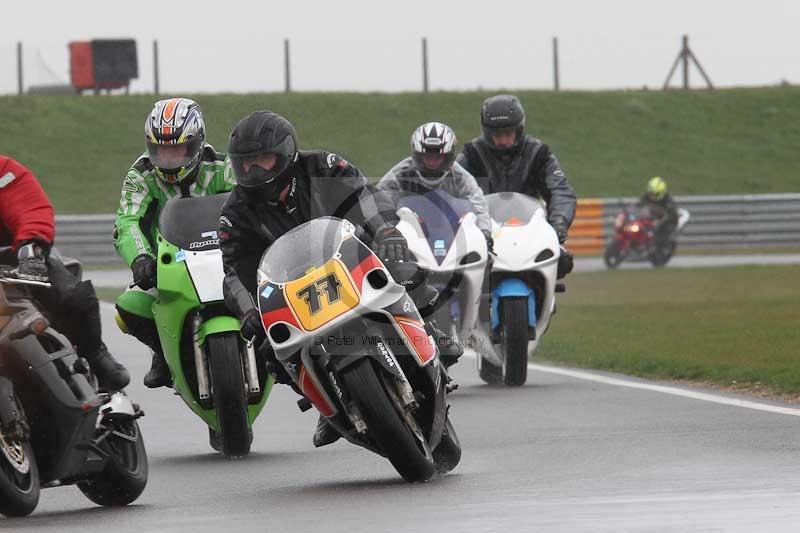 Motorcycle action photographs;Trackday digital images;event digital images;eventdigitalimages;no limits trackday;peter wileman photography;snetterton;snetterton circuit norfolk;snetterton photographs;trackday;trackday photos