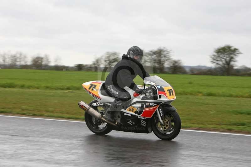 Motorcycle action photographs;Trackday digital images;event digital images;eventdigitalimages;no limits trackday;peter wileman photography;snetterton;snetterton circuit norfolk;snetterton photographs;trackday;trackday photos