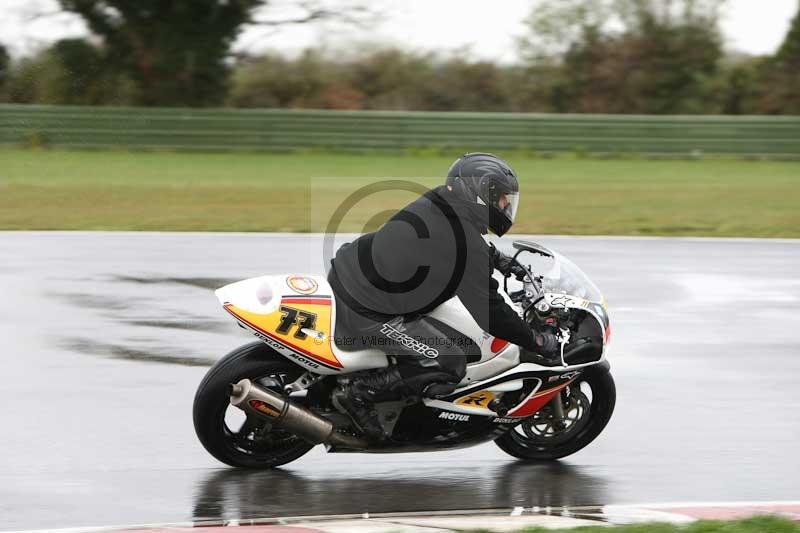 Motorcycle action photographs;Trackday digital images;event digital images;eventdigitalimages;no limits trackday;peter wileman photography;snetterton;snetterton circuit norfolk;snetterton photographs;trackday;trackday photos