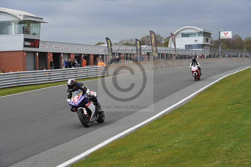 enduro digital images;event digital images;eventdigitalimages;no limits trackdays;oulton no limits trackday;oulton park cheshire;oulton trackday photographs;peter wileman photography;racing digital images;trackday digital images;trackday photos