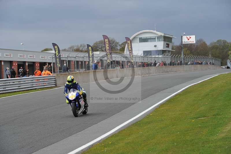 enduro digital images;event digital images;eventdigitalimages;no limits trackdays;oulton no limits trackday;oulton park cheshire;oulton trackday photographs;peter wileman photography;racing digital images;trackday digital images;trackday photos