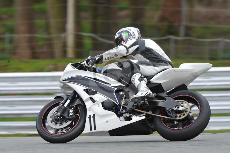 enduro digital images;event digital images;eventdigitalimages;no limits trackdays;oulton no limits trackday;oulton park cheshire;oulton trackday photographs;peter wileman photography;racing digital images;trackday digital images;trackday photos