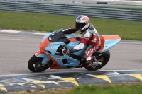 Rockingham-no-limits-trackday;enduro-digital-images;event-digital-images;eventdigitalimages;no-limits-trackdays;peter-wileman-photography;racing-digital-images;rockingham-raceway-northamptonshire;rockingham-trackday-photographs;trackday-digital-images;trackday-photos