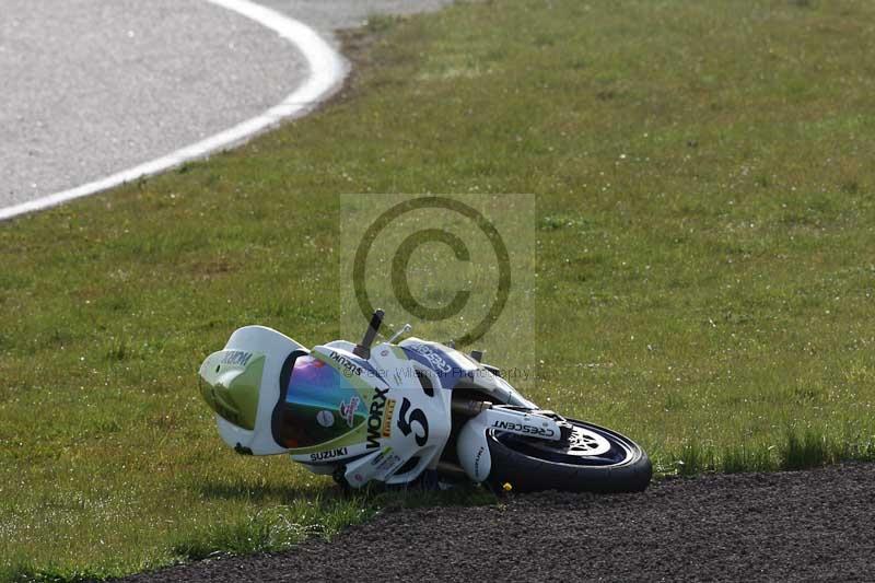 Rockingham no limits trackday;enduro digital images;event digital images;eventdigitalimages;no limits trackdays;peter wileman photography;racing digital images;rockingham raceway northamptonshire;rockingham trackday photographs;trackday digital images;trackday photos