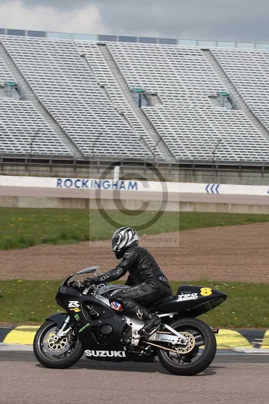 Rockingham no limits trackday;enduro digital images;event digital images;eventdigitalimages;no limits trackdays;peter wileman photography;racing digital images;rockingham raceway northamptonshire;rockingham trackday photographs;trackday digital images;trackday photos