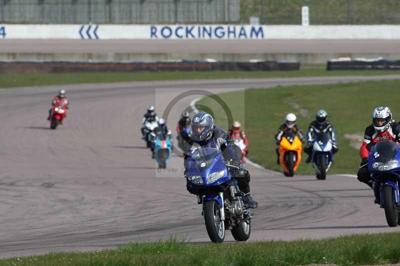 Rockingham no limits trackday;enduro digital images;event digital images;eventdigitalimages;no limits trackdays;peter wileman photography;racing digital images;rockingham raceway northamptonshire;rockingham trackday photographs;trackday digital images;trackday photos