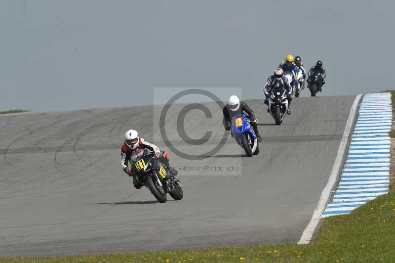Motorcycle action photographs;donington;donington park leicestershire;donington photographs;event digital images;eventdigitalimages;no limits trackday;peter wileman photography;trackday;trackday digital images;trackday photos