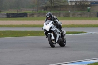 Motorcycle-action-photographs;donington;donington-park-leicestershire;donington-photographs;event-digital-images;eventdigitalimages;no-limits-trackday;peter-wileman-photography;trackday;trackday-digital-images;trackday-photos