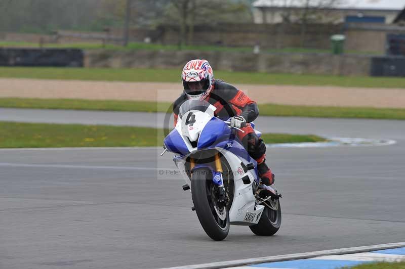 Motorcycle action photographs;donington;donington park leicestershire;donington photographs;event digital images;eventdigitalimages;no limits trackday;peter wileman photography;trackday;trackday digital images;trackday photos