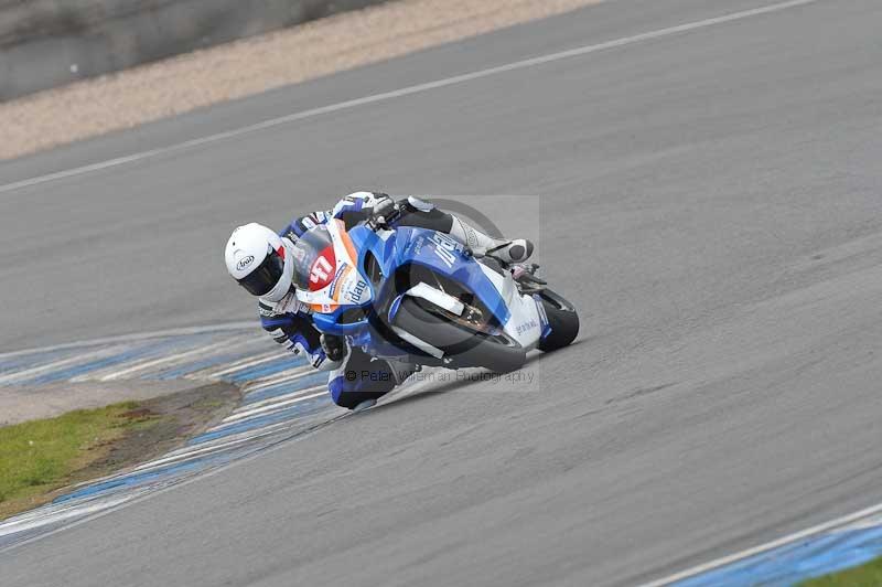 Motorcycle action photographs;donington;donington park leicestershire;donington photographs;event digital images;eventdigitalimages;no limits trackday;peter wileman photography;trackday;trackday digital images;trackday photos