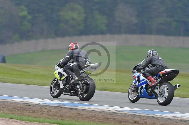Motorcycle action photographs;donington;donington park leicestershire;donington photographs;event digital images;eventdigitalimages;no limits trackday;peter wileman photography;trackday;trackday digital images;trackday photos
