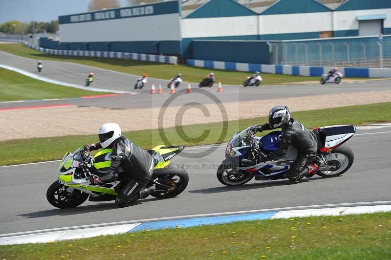 Motorcycle action photographs;donington;donington park leicestershire;donington photographs;event digital images;eventdigitalimages;no limits trackday;peter wileman photography;trackday;trackday digital images;trackday photos