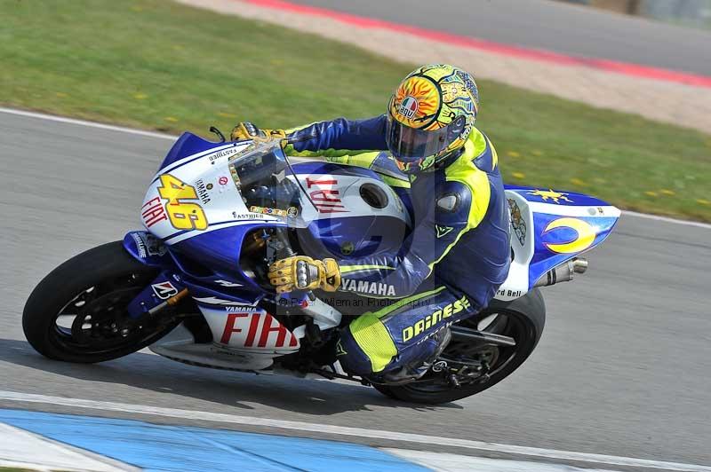 Motorcycle action photographs;donington;donington park leicestershire;donington photographs;event digital images;eventdigitalimages;no limits trackday;peter wileman photography;trackday;trackday digital images;trackday photos