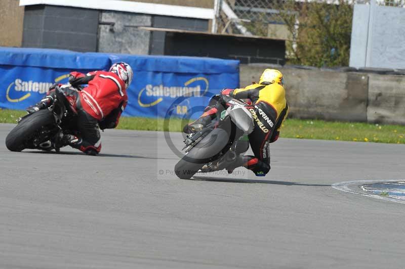 Motorcycle action photographs;donington;donington park leicestershire;donington photographs;event digital images;eventdigitalimages;no limits trackday;peter wileman photography;trackday;trackday digital images;trackday photos