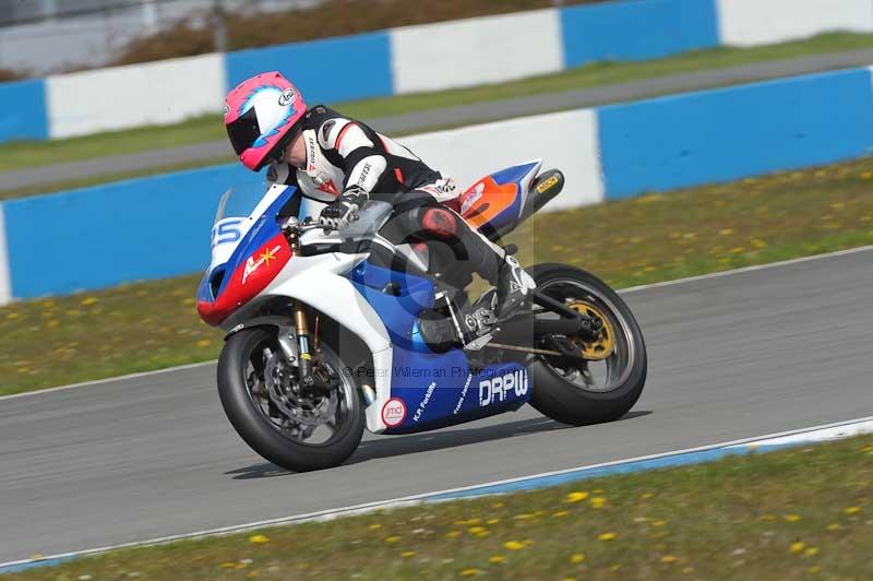 Motorcycle action photographs;donington;donington park leicestershire;donington photographs;event digital images;eventdigitalimages;no limits trackday;peter wileman photography;trackday;trackday digital images;trackday photos