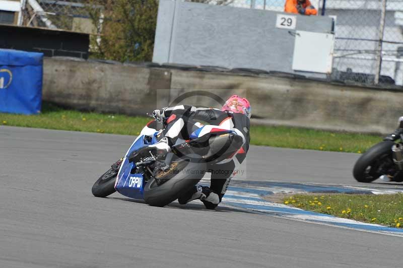 Motorcycle action photographs;donington;donington park leicestershire;donington photographs;event digital images;eventdigitalimages;no limits trackday;peter wileman photography;trackday;trackday digital images;trackday photos