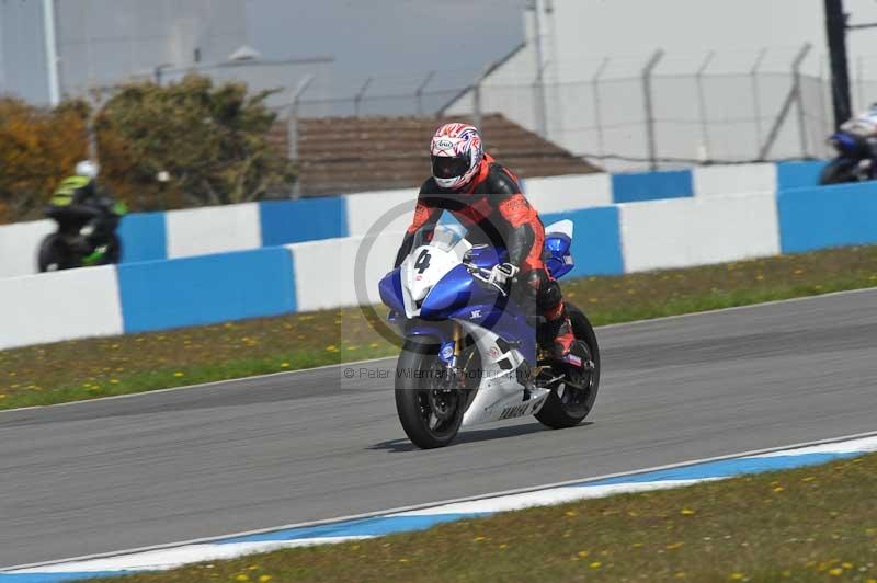 Motorcycle action photographs;donington;donington park leicestershire;donington photographs;event digital images;eventdigitalimages;no limits trackday;peter wileman photography;trackday;trackday digital images;trackday photos