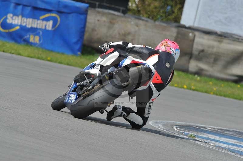 Motorcycle action photographs;donington;donington park leicestershire;donington photographs;event digital images;eventdigitalimages;no limits trackday;peter wileman photography;trackday;trackday digital images;trackday photos