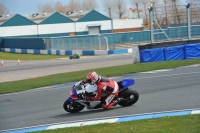 Motorcycle-action-photographs;donington;donington-park-leicestershire;donington-photographs;event-digital-images;eventdigitalimages;no-limits-trackday;peter-wileman-photography;trackday;trackday-digital-images;trackday-photos