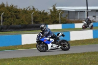 Motorcycle-action-photographs;donington;donington-park-leicestershire;donington-photographs;event-digital-images;eventdigitalimages;no-limits-trackday;peter-wileman-photography;trackday;trackday-digital-images;trackday-photos