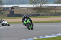 Motorcycle-action-photographs;donington;donington-park-leicestershire;donington-photographs;event-digital-images;eventdigitalimages;no-limits-trackday;peter-wileman-photography;trackday;trackday-digital-images;trackday-photos