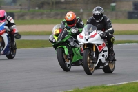 Motorcycle-action-photographs;donington;donington-park-leicestershire;donington-photographs;event-digital-images;eventdigitalimages;no-limits-trackday;peter-wileman-photography;trackday;trackday-digital-images;trackday-photos