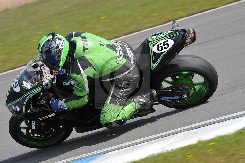Motorcycle action photographs;donington;donington park leicestershire;donington photographs;event digital images;eventdigitalimages;no limits trackday;peter wileman photography;trackday;trackday digital images;trackday photos