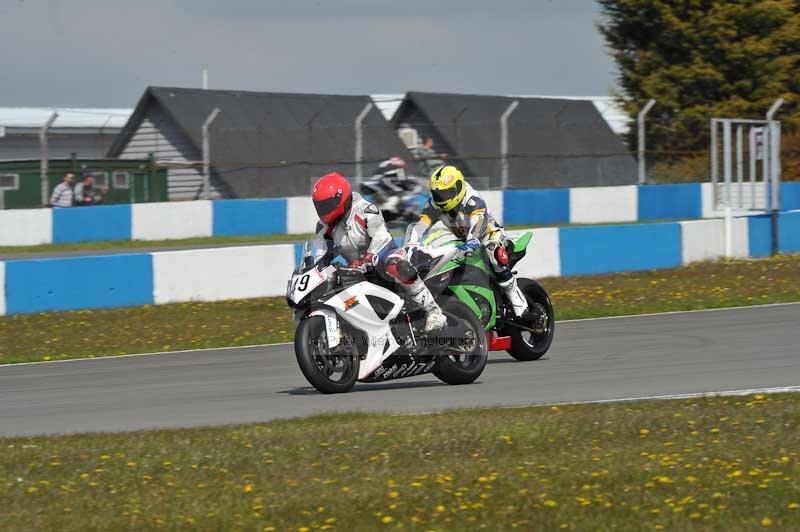 Motorcycle action photographs;donington;donington park leicestershire;donington photographs;event digital images;eventdigitalimages;no limits trackday;peter wileman photography;trackday;trackday digital images;trackday photos
