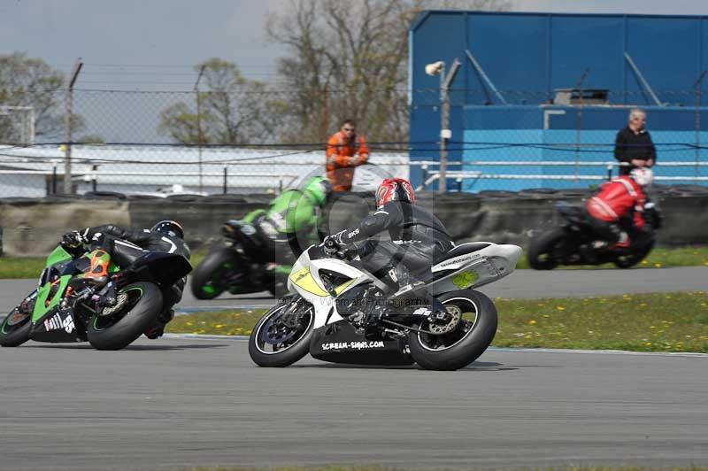 Motorcycle action photographs;donington;donington park leicestershire;donington photographs;event digital images;eventdigitalimages;no limits trackday;peter wileman photography;trackday;trackday digital images;trackday photos